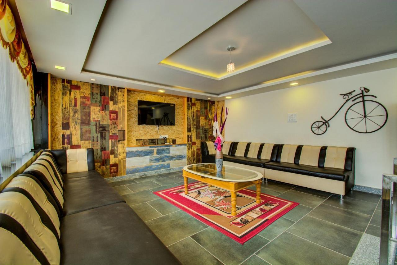 פושקאר Collection O 16578 Rs Palace מראה חיצוני תמונה
